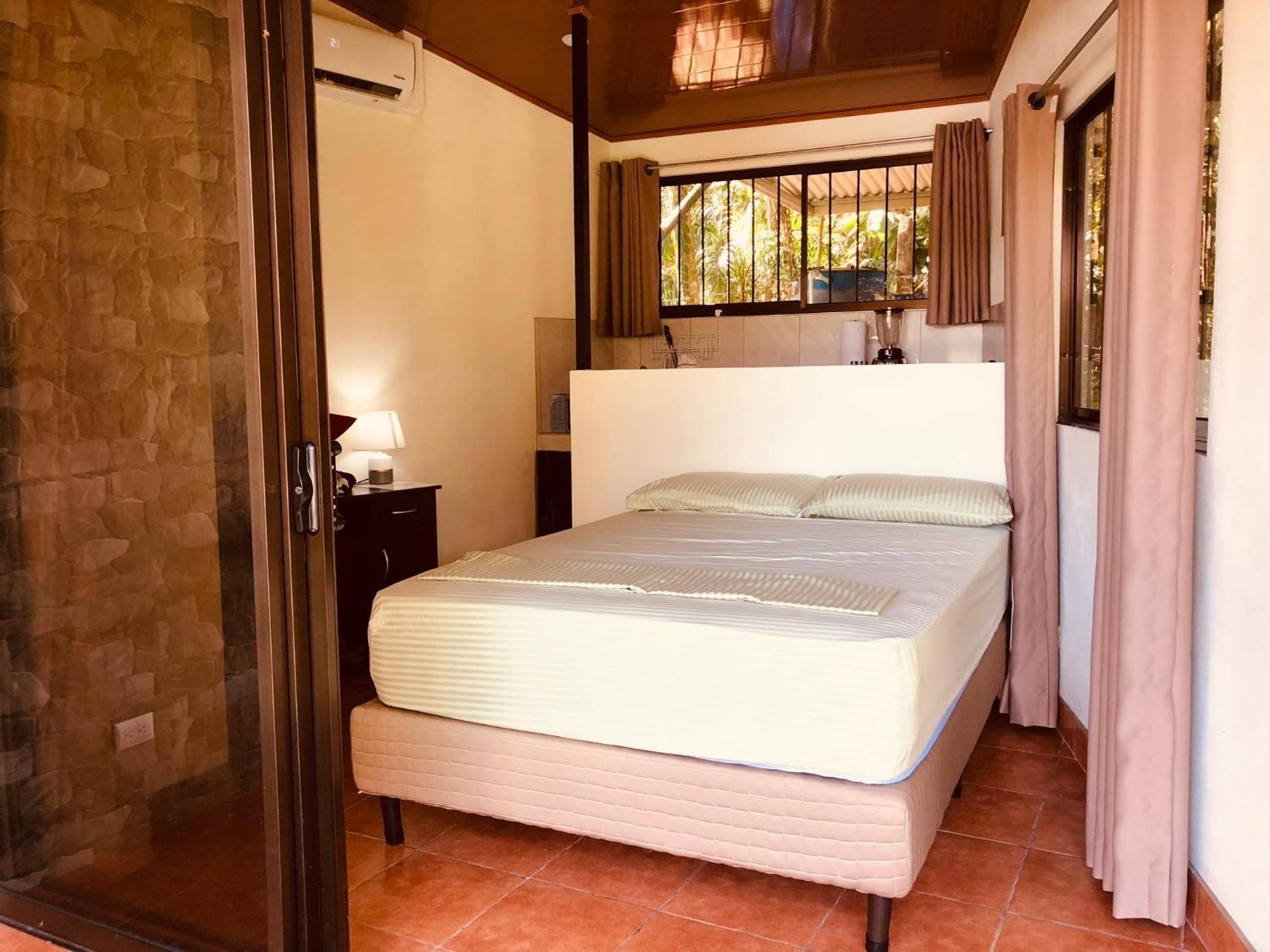 Casa Encantada Offers You Two-Bedroom House, 1 Tiny Apartment & 3 Double Rooms Manuel Antonio Εξωτερικό φωτογραφία